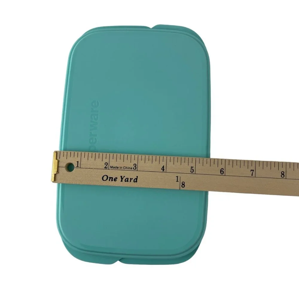 Tupperware Lunch It Divided Container Blue 2 Sections‎ w/Lid 590 ml
